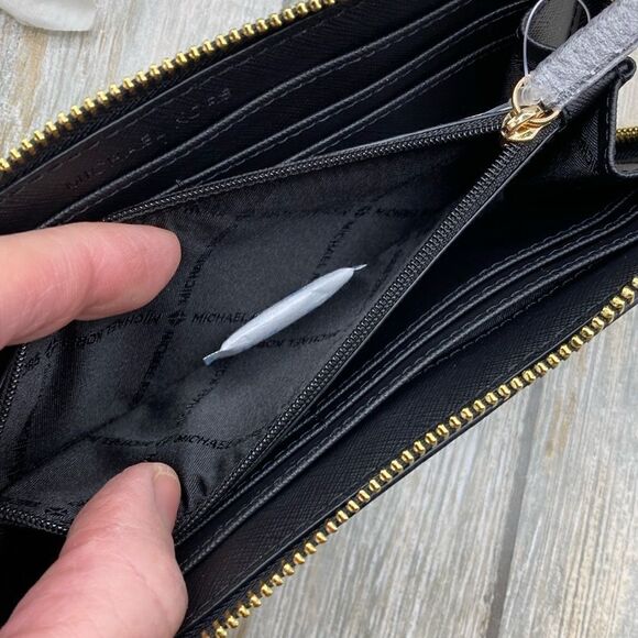 Michael Kors Jet Set Travel Large Saffiano Leather Quarter-Zip Wallet Bag Purse - Picture 7 of 12